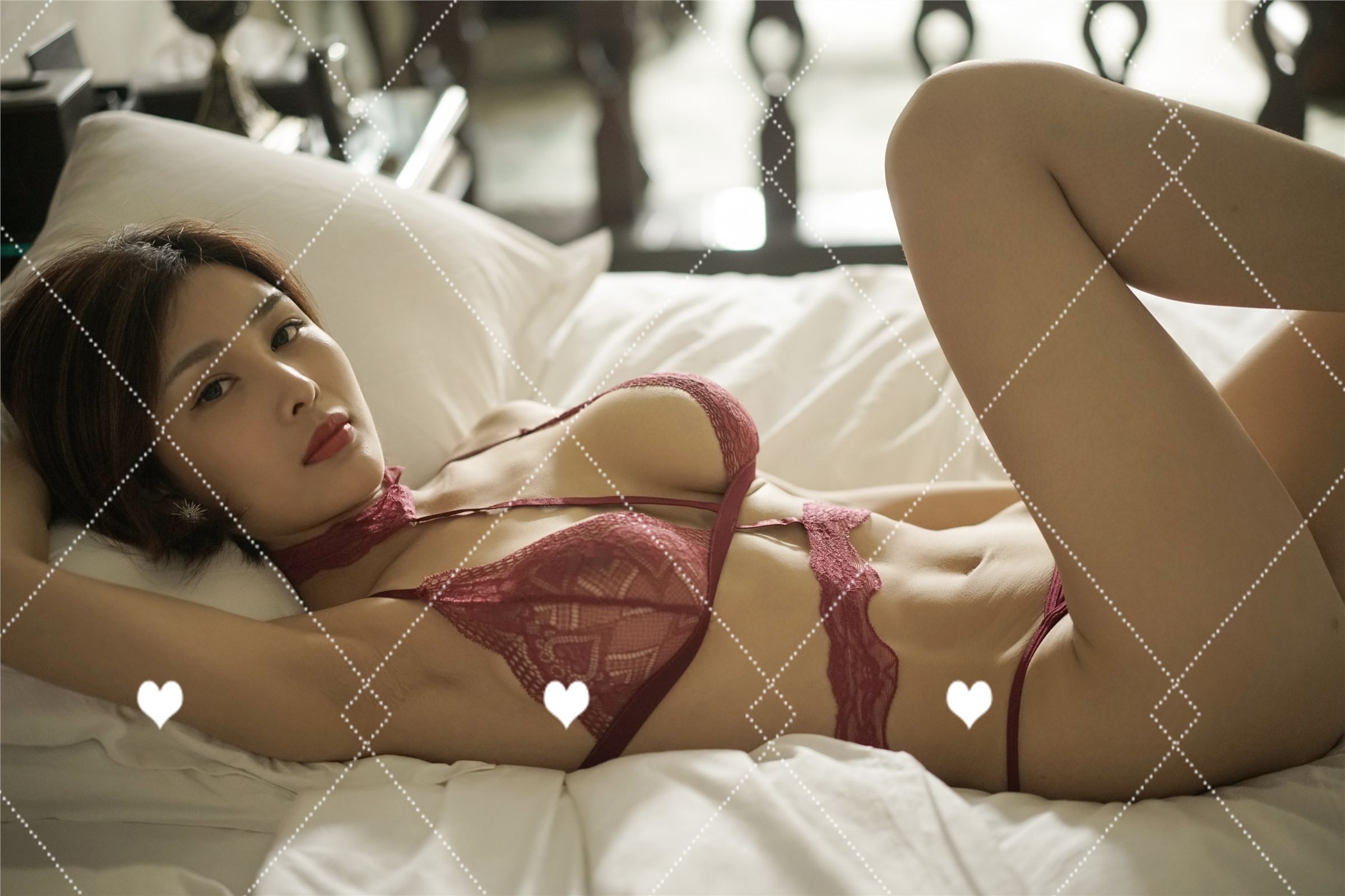 巨乳女神闫盼盼8月最新WSG写真